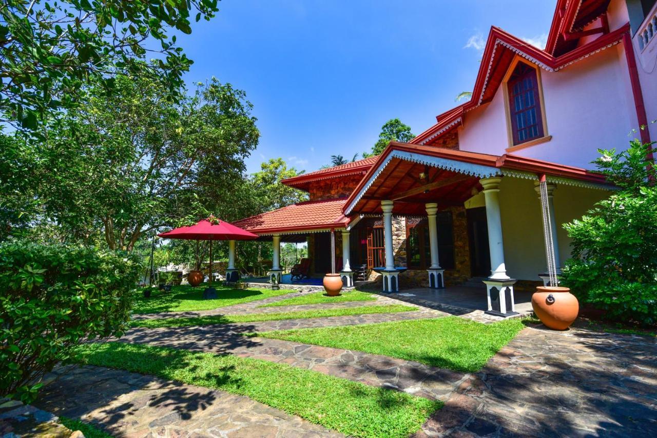Simon'S Lodge Hikkaduwa Exterior photo